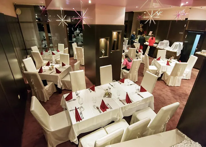 Belmont & ホテル 4*